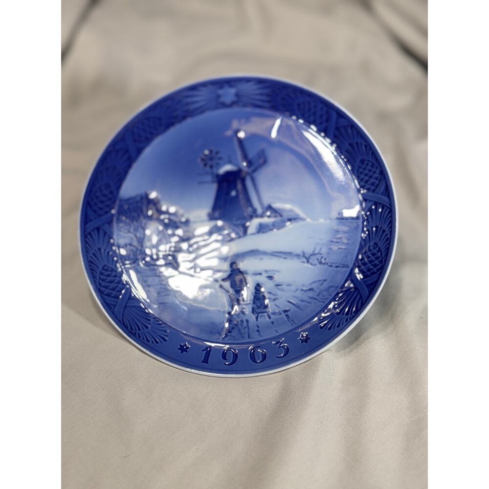 Vintage Royal Copenhagen 1963 Annual Christmas Plate Windmill Denmark Kai Lange